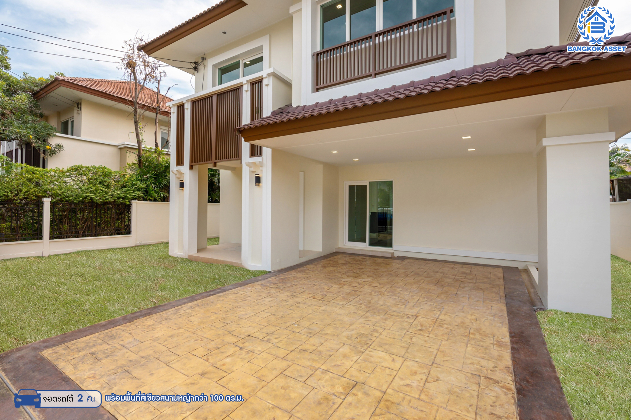 บ้านมือสองตกแต่งใหม่ ม.เดอะเซนโทร วัชรพล บ้านเดี่ยวจากแบรนด์ AP เนื้อที่ 56 ตร.ว. ฟังก์ชัน 3 ห้องนอน 3 ห้องน้ำ จอดรถได้ 2 คัน Facilities ครบครัน บนทำเลเชื่อมต่อหลายเส้นทาง ถ.รามอินทรา ถ.สายไหม และ ถ.พหลโยธิน ใกล้สนามบินดอนเมือง ทางด่วน "รามอินทรา" และรถไฟฟ้าสายสีเขียว "สถานีคูคต"